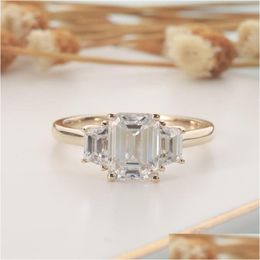 Rings Cxsjeremy Solid 14K Yellow Gold Centre 2Ct 6X8Mm Emerald Cut Moissanite Side Baguette 3 Stone Engagement Ring Dhgarden Dheqx