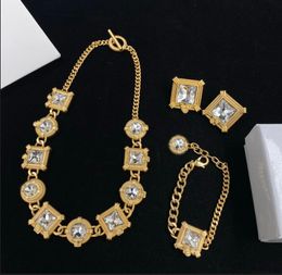 Fashion Designed Crystal Diamonds Necklaces Bracelet Earring Cool Hiphop Rock Banshee Medusa Head Portrait 18K Gold Plated Designer Jewelry MS13 -1-01