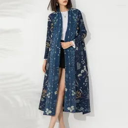 Women's Trench Coats ALSEY Miyake Pleated Fashion Printed Collar Long Sleeve Jacket Women 2023 Fall Winter Middle Eastern Style Plus Size