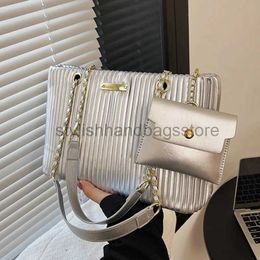 Shoulder Bags Elegant Premium Large Handbag Simple Large Capacity Underarm Bag Silver Green Gold Bagstylishhandbagsstore