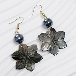 Dangle Earrings 2023 In Natural Carved Black Mother Of Pearl Shell Hawaiian Seashell Flower Ear Drop Island Jewellery