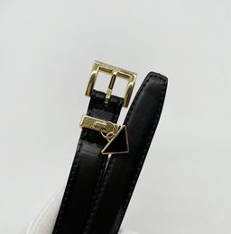 2022 Famous brand triangle women039s small belt black pin buckle belt top quality designer new leather waistband for woman girl1923635