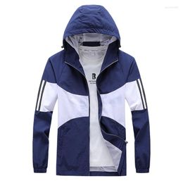 Men's Jackets Mens Hooded Jacket Men 2023 Spring Fashion Windbreaker Patchwork Sports Black Coats Casual Loose For