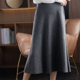 Skirts Autumn High Waist 100% Pure Wool Pleated Long Leather Women's Knitted Bottom Leather Fashion Bag Hip A-Line Cashmere Large Leather 230403