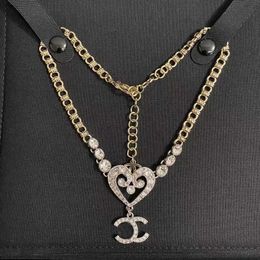 Irregular Chain with Diamond Heart Letter Choker Necklace Fresh and Versatile Collar Chain 231015