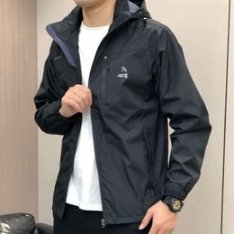 Arc Jacket Mens Designer Hoodie Tech Nylon Waterproof Zipper Arcterxy Jackets High Quality Lightweight Windbreaker Coat Outdoor Sports Men Coats YT8823