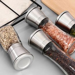 Household stainless steel pepper mill Manual glass bottle pepper mill for kitchen use seasoning bottle