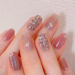 False Nails Pearl Rhinestone Fake With Gentle Shimmering Pink Lines Chuan Nail Patches Wholesale For Lovely Girl Art
