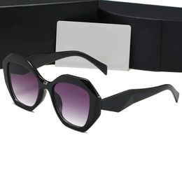 3D plastics frame designer sunglasses womens sun glasses trendy summer clear eyewear triangle modern gradient color oversized luxury glasses for men PJ021 F4