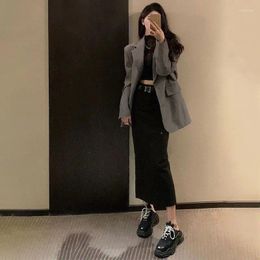 Two Piece Dress Women's Autumn French Cropped Blazer Slim T-shirt Skirt Three-piece Set Vintage Casual Solid Colour Loose Semi-skirt