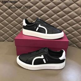 on White New Tide Genuine Tide Leather Mens Sports Little Board Shoes Step for Lazy Mens Shoes Leisure Versatile RN93 YPQ9