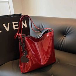 Shoulder Bags Bags Luxury Designer Women's Handbag Fashion Patent Leather Smooth Shoulder Bag Large Capacity Handbagqwertyui879