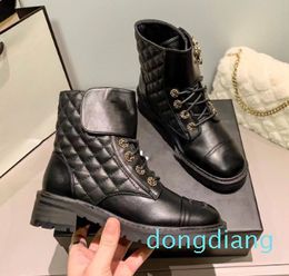 Women designer boots Paris Rain men knee high booties long Arch EVA Rubber platform Rainboots green bright pink black luxury shoes sneaker