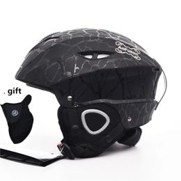 Ski Helmets Brand Ski Helmet Integrally-Molded Professional Adult Snowboard Helmet Men Women Skating/Skateboard Winter Sports Helmets 231102