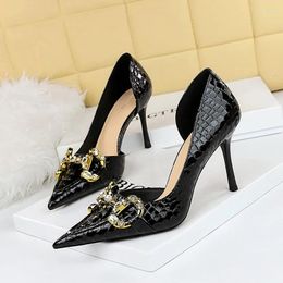 Dress Shoes High Heels Women Rhinestone Metal Decoration Stiletto Banquet Wedding Sexy Pointed Ladies Party Women's Pumps Summer