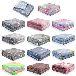 Blankets Glow in The Dark Throw Blanket for Girls Boys and Adults Cosy Super Soft Plush Fleece 231102