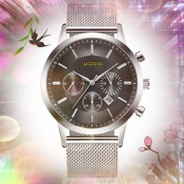 Hardlex Glass Retro Style Mens Sub Dials Die Watch Quartz Movement Male Time Clock Stainless Steel Mesh Buckle Three Eyes Black Silver Case Bracelet Watches Gifts