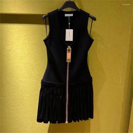 Casual Dresses Women's Dress 2023 Summer Black Sleeveless Zipper Design Slim Fit High Waist Sexy Tank Top Short
