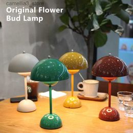 Desk Lamps Mushroom Rechargeable Table Lamps Flower Bud LED Desk Lamp Touch Night Light For Bedroom Restaurant Cafe Modern Decoration Gifts Q231104