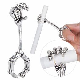 Smoking Accessories Metal Ring Holder Practical Portable Cigarette Holder Finger Holder Cigarette Holder Clip Skull