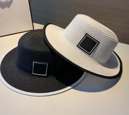 Tasarımcı Straw Hat 2023 Yaz Yeni Düz Şapka Yüksek Kaliteli Erkek Bayanlar Aynı Güneş Visor Panama Güneş Plaj Kapakları