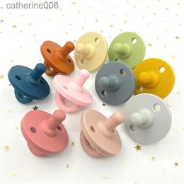 Pacifiers# 1PCS Baby Silicone Pacifier Food Grade Care Product Soft Baby Nipple Soother Pacifier Nursing AccessoriesL231104