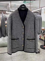Women's Jackets designer luxury M black and white plaid jacket for women in Shenzhen Nanyou High Edition tweed small fragrant loose V-neck cardigan top J3HR