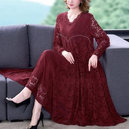 Casual Dresses Silk Lace Dress Women's 2023 Autumn Fashion Temperament Mother Loose High End Korean V-Neck Long Sleeve Large Size T007