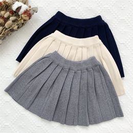 Skirts Autumn and Winter Baby Girls' Knitted Skiing Korean Style Solid Colour Toddler Children's Fold Line Skiing 230404