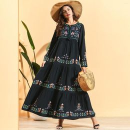 Ethnic Clothing Arab Dubai Muslim Dress Boho Floral Embroidered Long-Sleeved Fashion Multi-Layer Pleated Casual Dresses Abaya Isalmic