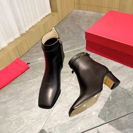 High Quality Designer v Boots Women Blonde Ankle Booties Luxury Winter Boot Martin Platform Letter Woman hjmsd