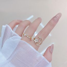 Cluster Rings Super A 14k Real Gold Star And Moon Hollow Unique Design Rotatable Ring Ladies Pearl Open High End Banquet Girl Gift Jewellery