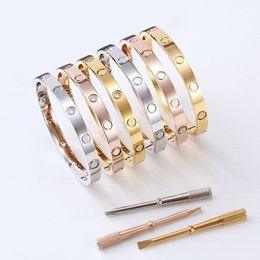 Screw Bracelet Fashion Luxury Jewellery Bangle Bracelets 18K Rose Gold Silver Titanium Steel Diamond bangles Women Men Nail Bracelets designer Jewellery 21 22 size