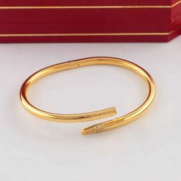 Nail Bracelet love gold Bangle Bracelets tendy Jewelry for Women cuff Bangles 18K Gold Silver Titanium Steel Diamond Jewelrys Designers Party Gift high quality WPCI