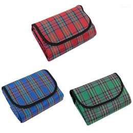 Outdoor Pads 150 200cm Camping Mat Waterproof Beach Picnic Hiking Travel Plaid Blanket Grou