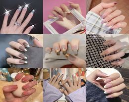 Fashion False Nails for Women Girls 24 Pcs Tips Shining Glister Matt Color Recyclable Fake Nail7966135