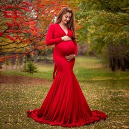 Maternity Dresses Long Tail Pregnant Women's Dress Pography Prop V-Neck Long Dress Cotton Pregnant Women's Dress Autumn Po Shooting Clothing 230404