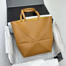 Trendy Top Quality Fold Tote Bag Unisex Designer Bag Leather Luxury Handbags Totes Shopping Bag Large Computer Bags Travel Crossbody Shoulder Wallets 230815