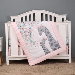 Bedding Sets 3pcs micro Fibre brushed Baby Crib Set pink girrafe design for Girls including quilt crib sheet skirt 230404