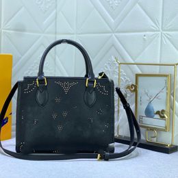 Rivet Leather Handbag black Colour 25cm Tote bag Customised design high quality single strap women shopping bag