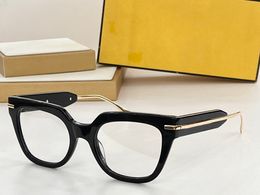 Optical Eyeglasses For Men Women Retro Designer Fashion Acetate Fibreglass Frames European and American Square Style Anti-Blue Light Lens Plate With Box