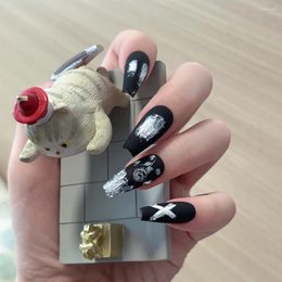 False Nails Handmade Hand Painted White Flowers Press On Nail Korean Reusable Adhesive Black Artificial Manicure For Winter