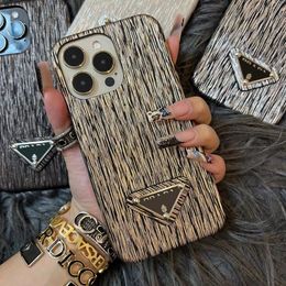 Beauty iPhone 15 14 13 Pro Max Cases Luxury Phone Case High Quality 18 17 16 15pro 14pro 13pro 12pro 12 11pro 11 X Xs Xr 7 8 Luxury Purse with Logo Box Packing Man Woman