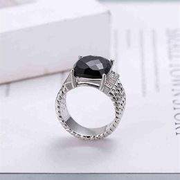 Band Rings 18K Gold Dy ed Wire Prismatic Black Ring Women Fashion Platinum Plated Micro Diamond Trend Versatile Rings Style2283