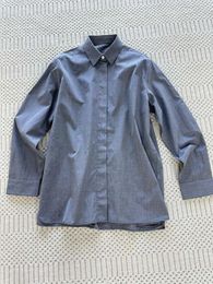 Women's Blouses The Gray Shirt Is Simple And Durable