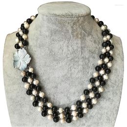 Chains 17-19 Inches Three Rows 8-9mm Natural Round Freshwater Pearl And Black Onyx Beads Necklace With Shell Flower Clasp