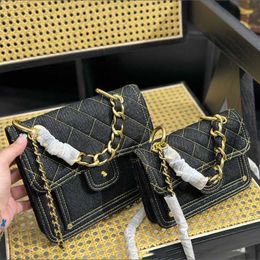 crossbody bag luxurys handbags Denim shoulder bag Womens designer bag gold chain Fashion classic Solid Color Diamond Lattice