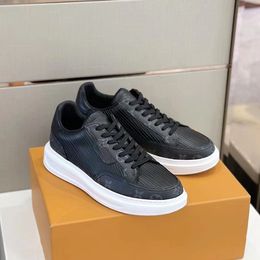 top quality Casual Shoes Luxury Designer Bevety Hils White Black Leather Technical Walking Famous Rubber Lug Sole Party Wedding Runner Skateboa