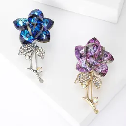 Brooches Crystal Flower Brooch For Women Elegant Plant Pin Fashion Coat Sweater Suit Collar Accessories High Quality Party Daily Jewellery