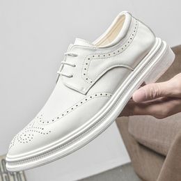 Dress Shoes Luxury Designer White Black Pointed Flats Oxford Brogue Leather Men Casual Loafers Formal Footwear Zapatos Hombre